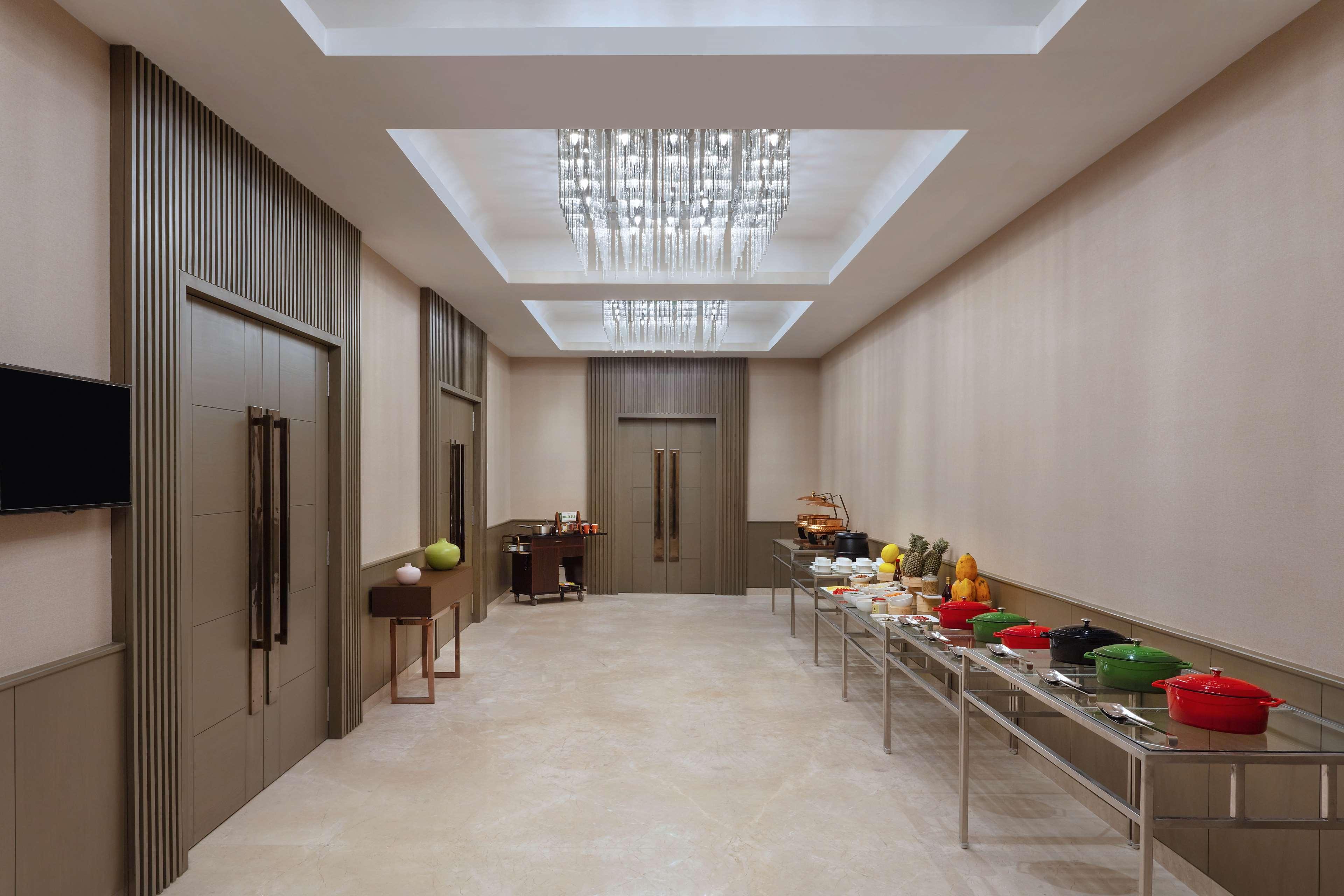 Doubletree By Hilton Jaipur Amer Esterno foto