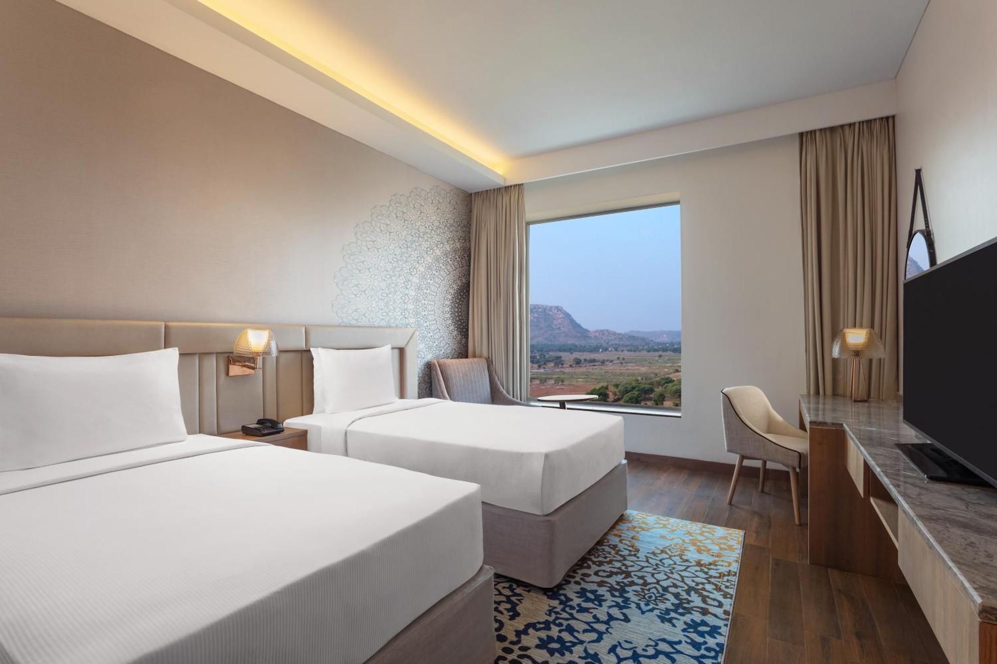 Doubletree By Hilton Jaipur Amer Esterno foto