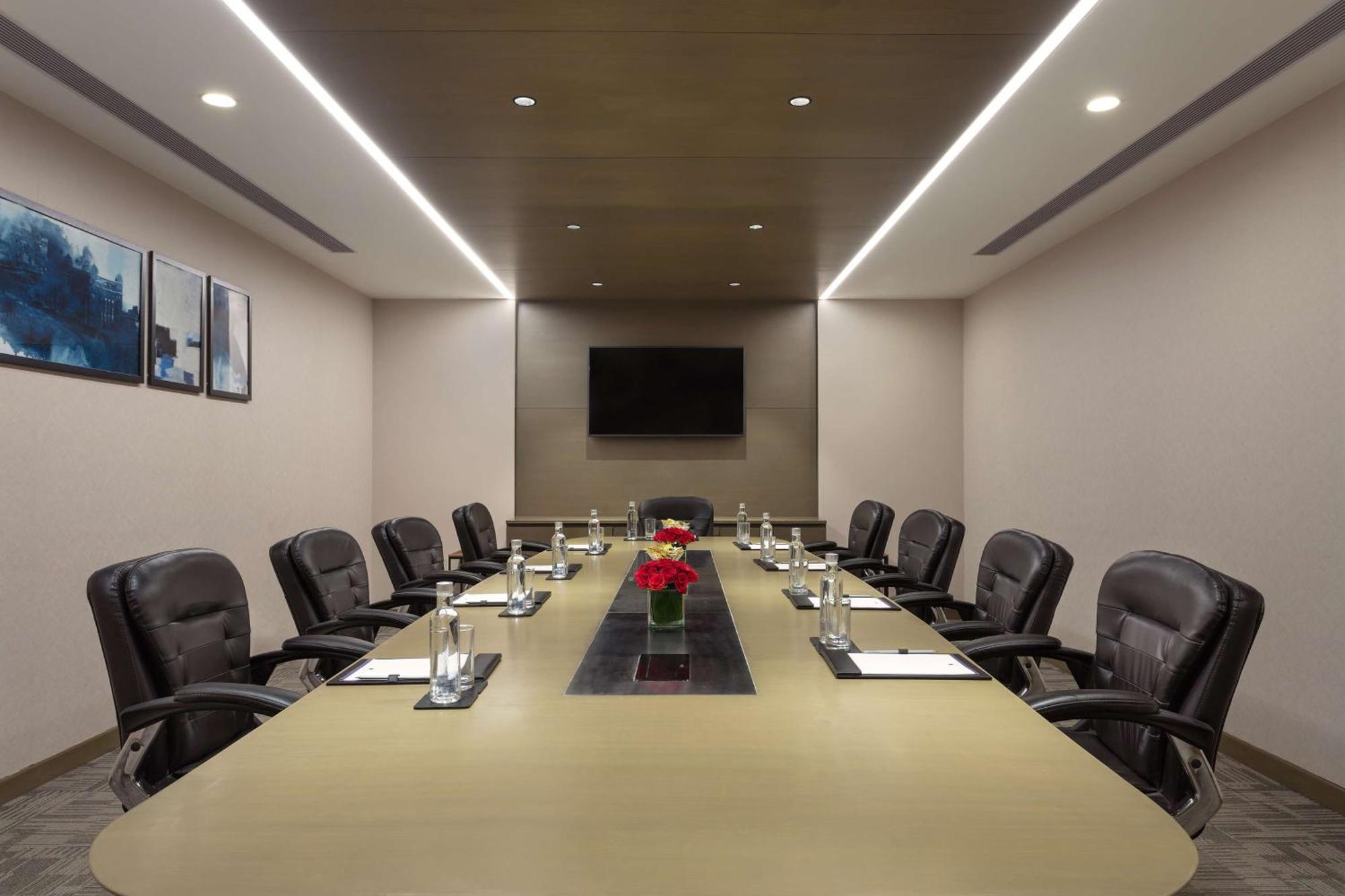 Doubletree By Hilton Jaipur Amer Esterno foto