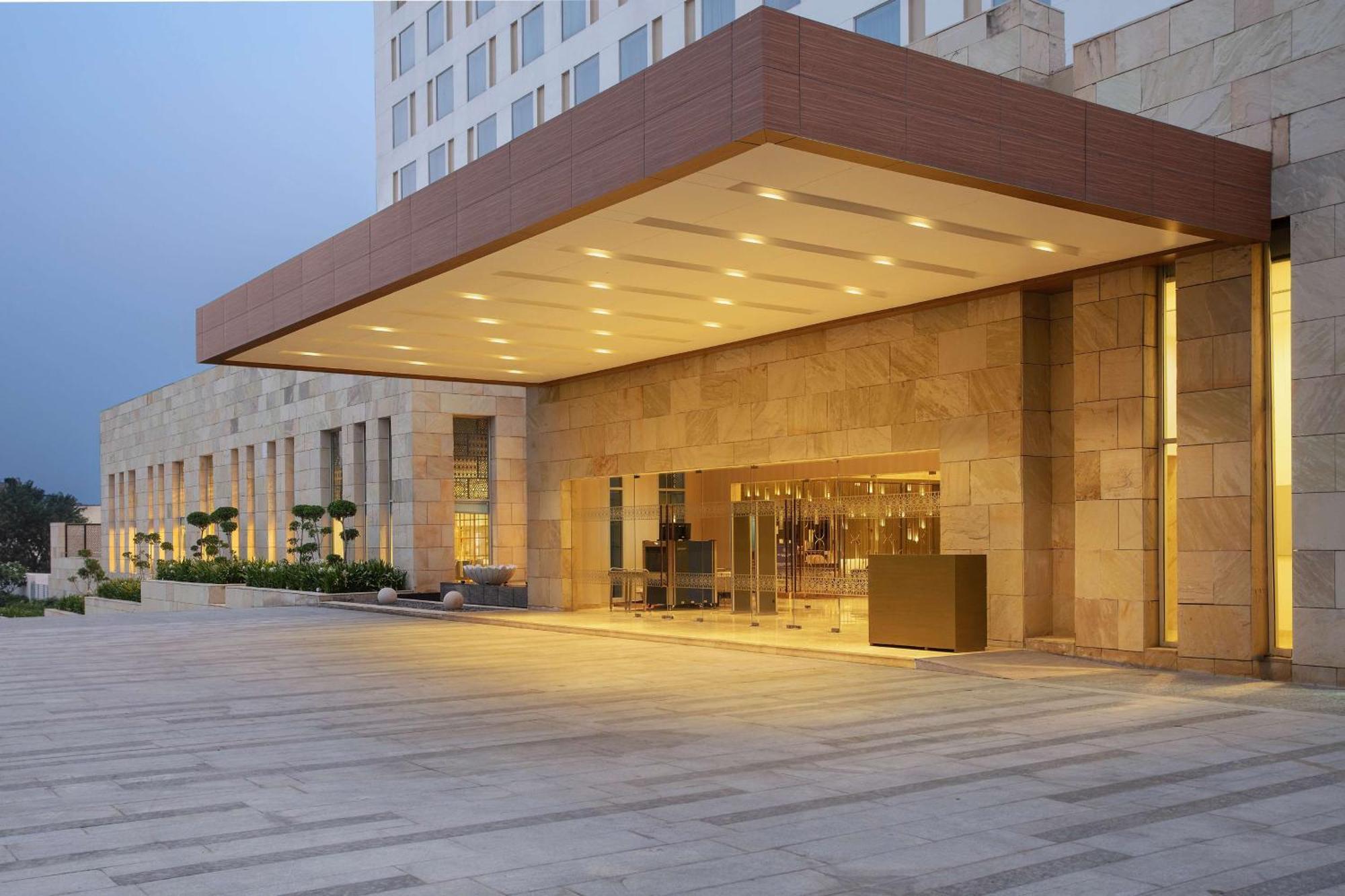 Doubletree By Hilton Jaipur Amer Esterno foto