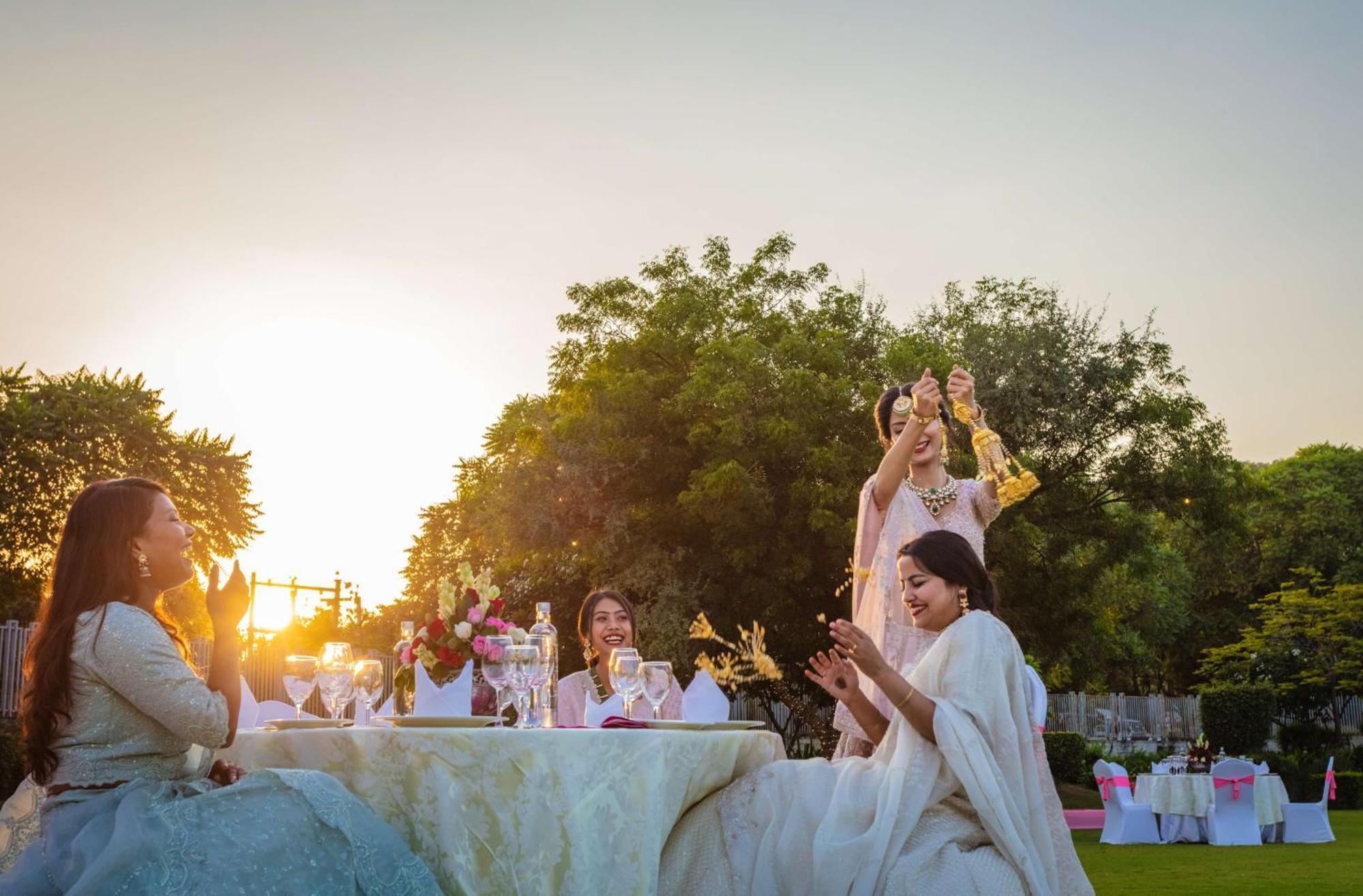 Doubletree By Hilton Jaipur Amer Esterno foto