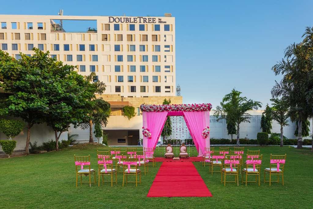 Doubletree By Hilton Jaipur Amer Servizi foto